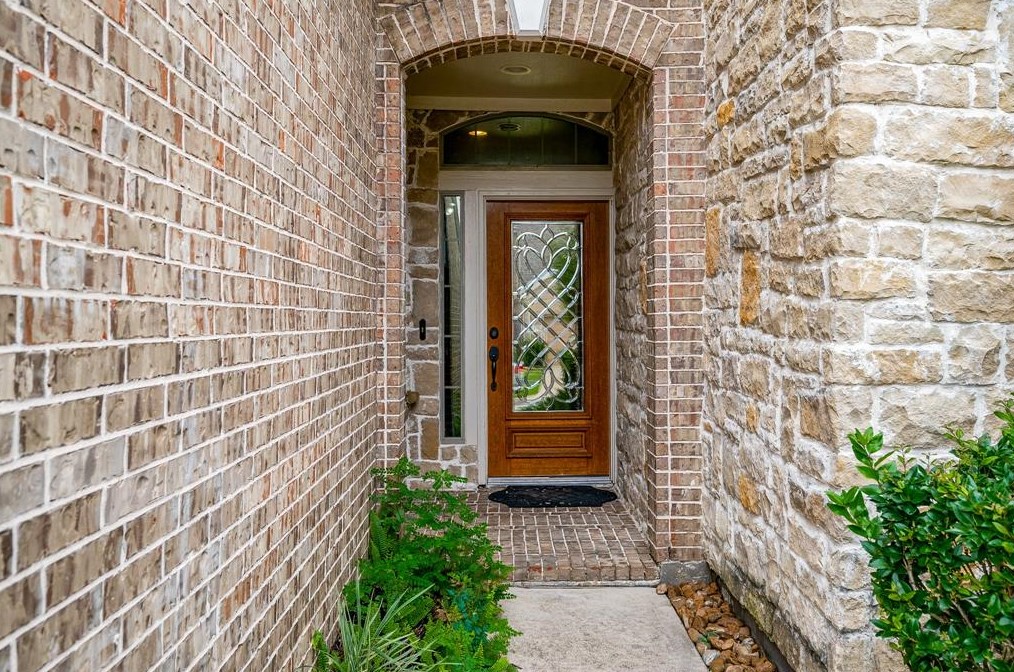18730 Cypress Loch Dr, Spring TX  77379-8569 exterior