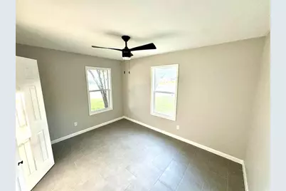 322 S 26th Street, Kingsville, TX 78363 - Photo 11