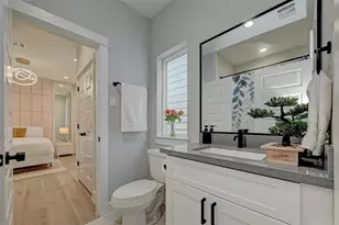 2105 Sam Wilson St, Houston, TX 77020 - Photo 25