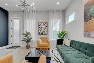 2105 Sam Wilson St, Houston, TX 77020 - Photo 9