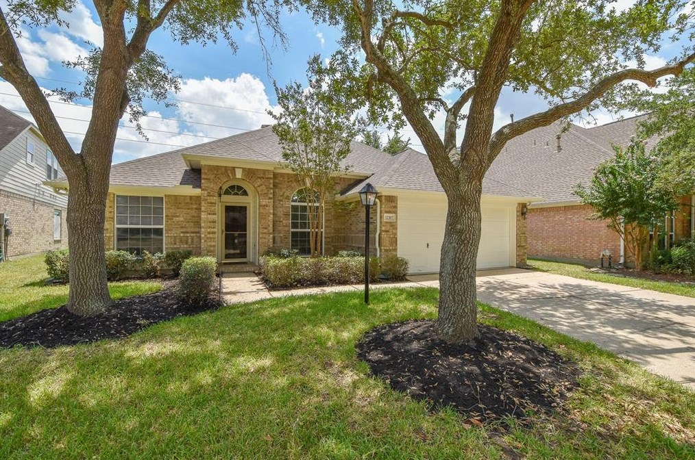 12307 Shadowvista Dr, Houston TX  77082-7309 exterior