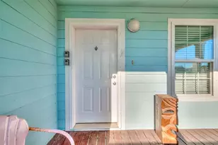2895 Laguna Dr, Crystal Beach, TX 77650 - Photo 7