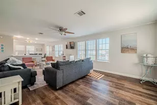 2895 Laguna Dr, Crystal Beach, TX 77650 - Photo 9