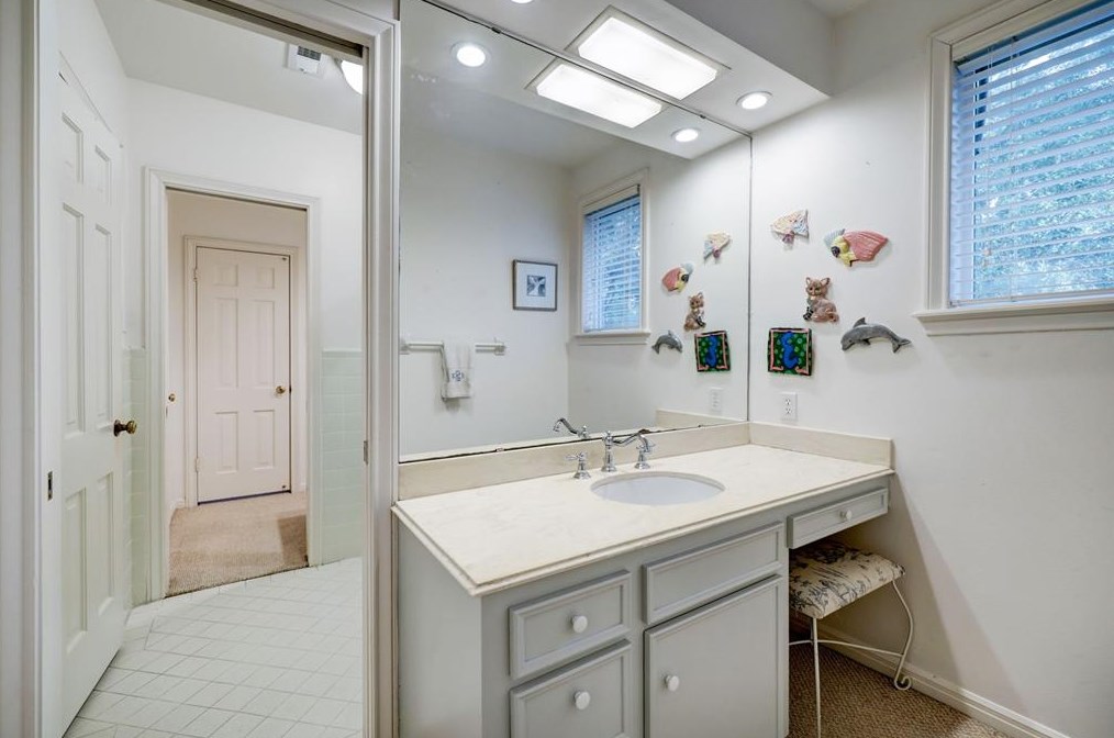 12003 Pebble Hl Dr, Houston TX exterior