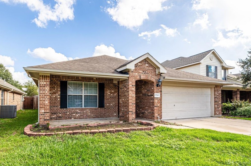21746 Debray Dr, Spring TX  77388-3192 exterior