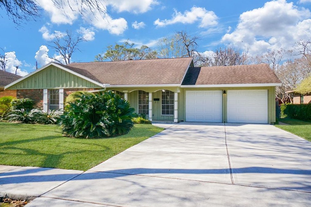 10618 Doud St, Houston TX  77035-3206 exterior