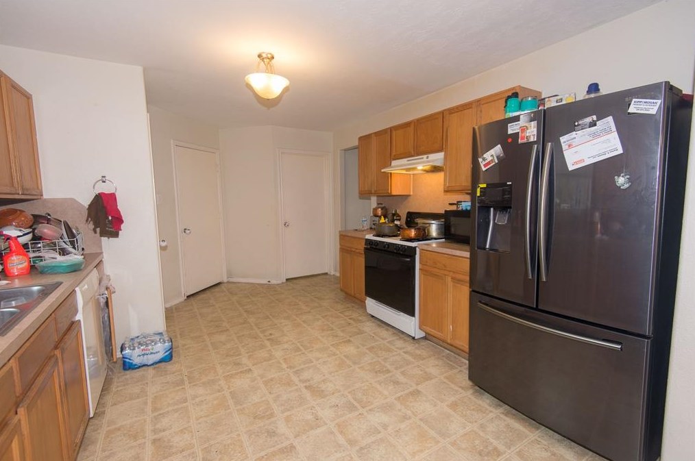 5322 San Pablo Gardens Dr, Houston TX  77045-4062 exterior