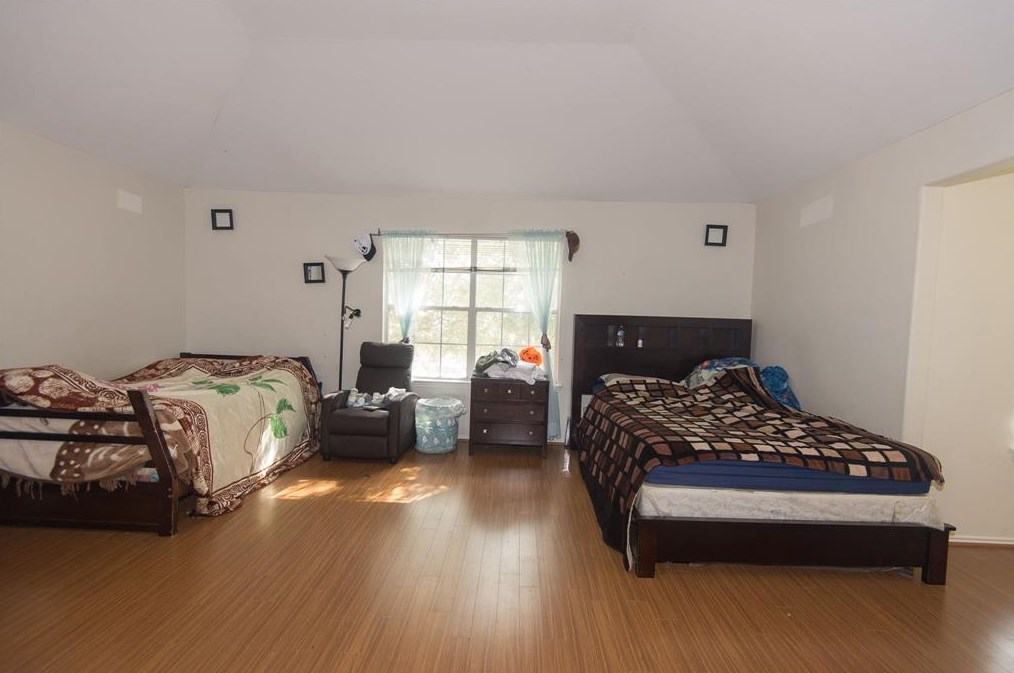 5322 San Pablo Gardens Dr, Houston TX  77045-4062 exterior