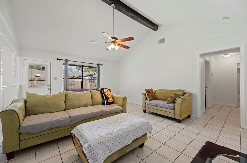 7834 Breezeway St, Houston TX  77040-3703 exterior