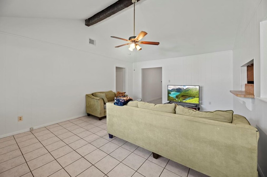7834 Breezeway St, Houston TX  77040-3703 exterior