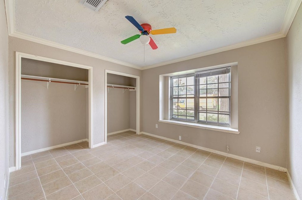 16406 Villa Del Norte Dr, Houston TX  77073-5305 exterior