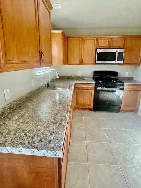 12407 Magnolia Cyn, Houston TX  77099-6409 exterior