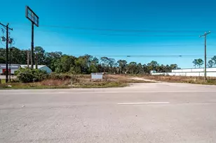 17722 Hwy 59, New Caney, TX 77357 - Photo 5