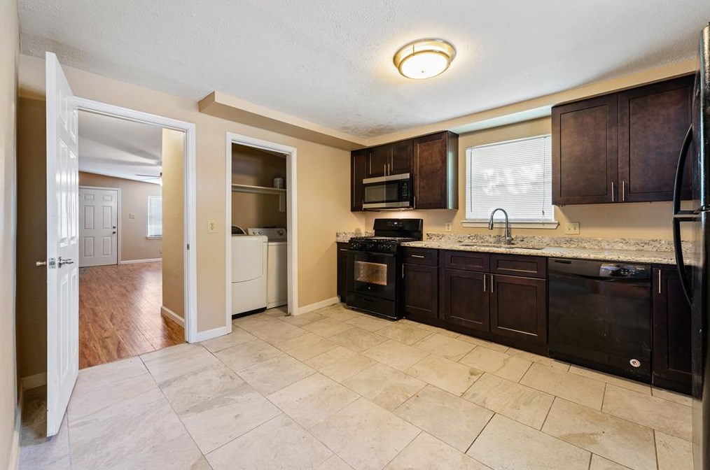 3510 Seabrook St, Houston TX  77021-5619 exterior
