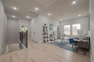 3837 Mainer St, Houston, TX 77021 - Photo 9