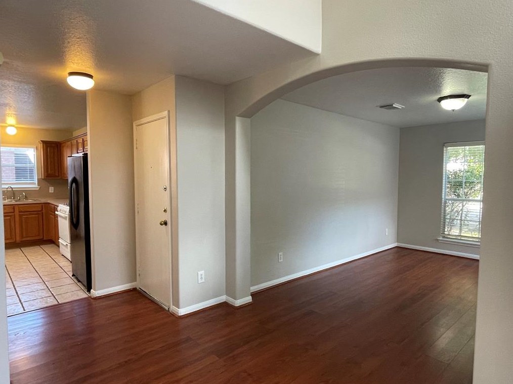 5222 Natasha Run Ln, Houston TX  77066-3370 exterior