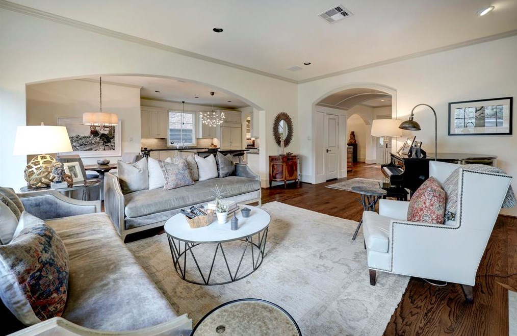 2226 Quenby St, Houston TX 77005-1414 exterior