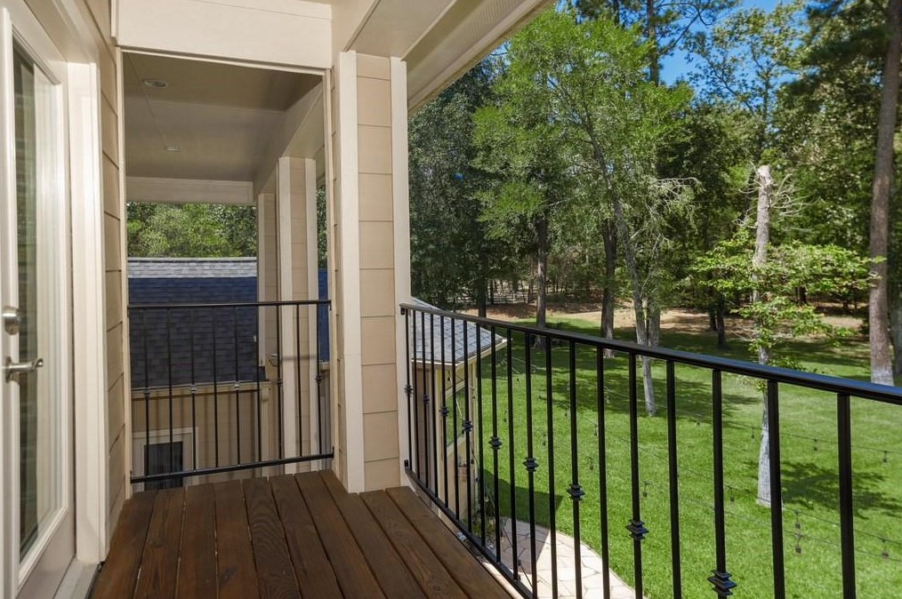 10841 Lk Frst Dr, Conroe TX 77384-3247 exterior