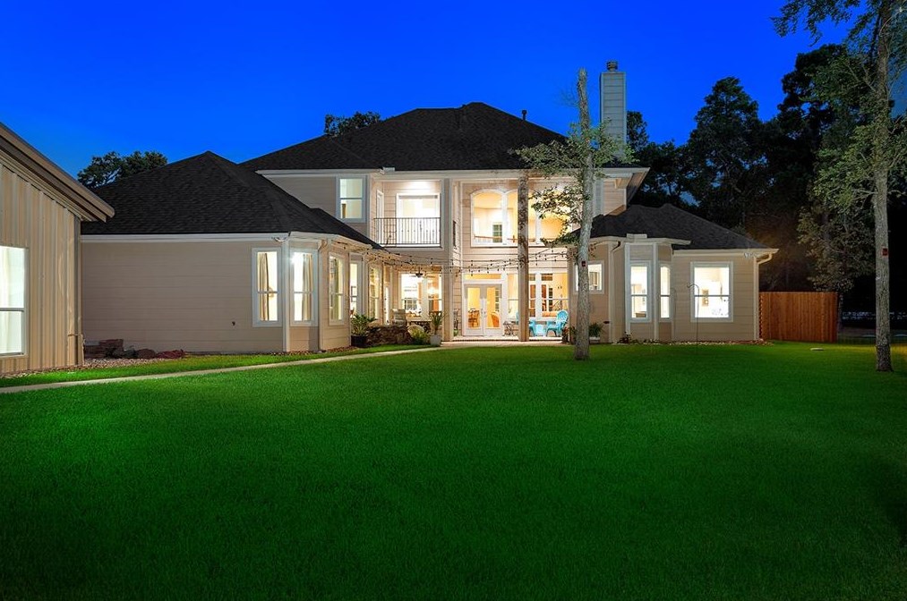 10841 Lk Frst Dr, Conroe TX 77384-3247 exterior