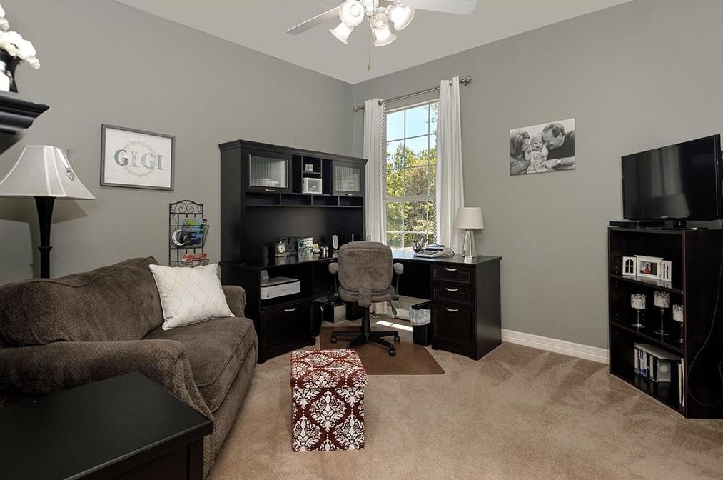 10841 Lk Frst Dr, Conroe TX 77384-3247 exterior