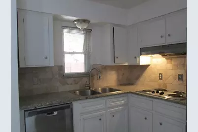 10614 Faircroft Drive, Houston, TX 77048 - Photo 3