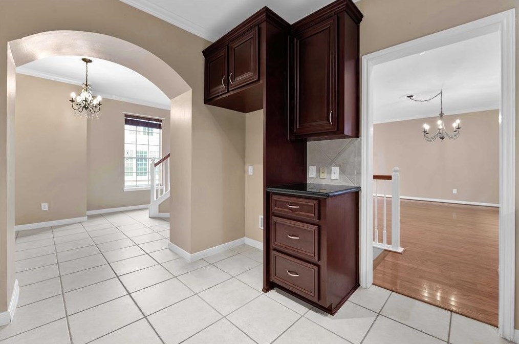 1421 Oneil, Houston TX  77019-5520 exterior