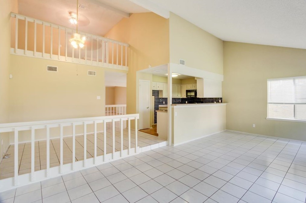 2823 Windchase Blvd, Houston TX  77082-1837 exterior
