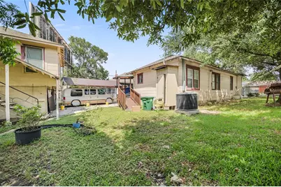 109 Carl Street, Houston, TX 77009 - Photo 17
