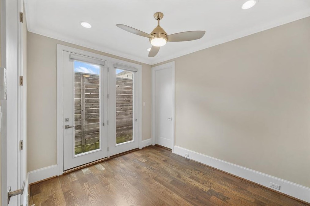 1216 Dunlavy St, Houston TX  77019-3813 exterior