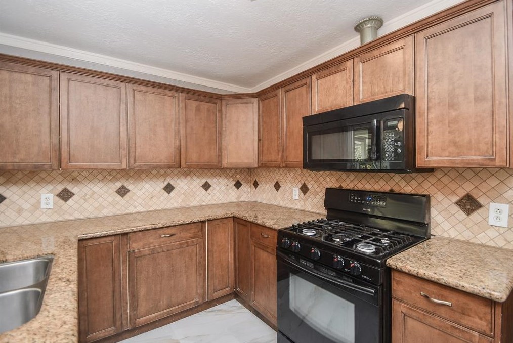 903 Orrel Dr, Pasadena TX exterior