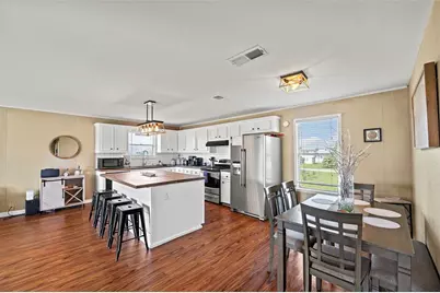 16530 Captain Kidd Road, Jamaica Beach, TX 77554 - Photo 9