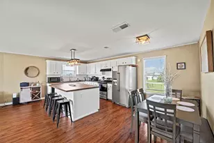 16530 Captain Kidd Rd, Jamaica Beach, TX 77554 - Photo 9