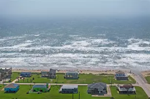 16530 Captain Kidd Rd, Jamaica Beach, TX 77554 - Photo 37