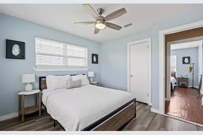 16530 Captain Kidd Road, Jamaica Beach, TX 77554 - Photo 17