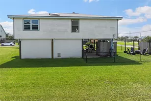 16530 Captain Kidd Rd, Jamaica Beach, TX 77554 - Photo 31