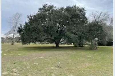 209 Tropical Drive, Victoria, TX 77904 - Photo 1