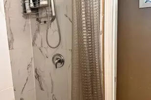 3027 Avenue L, Galveston, TX 77550 - Photo 11