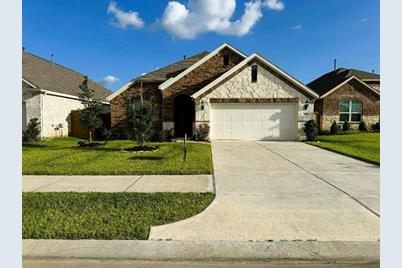 109 Sea Glass Cove, Katy, TX 77493 - Photo 1