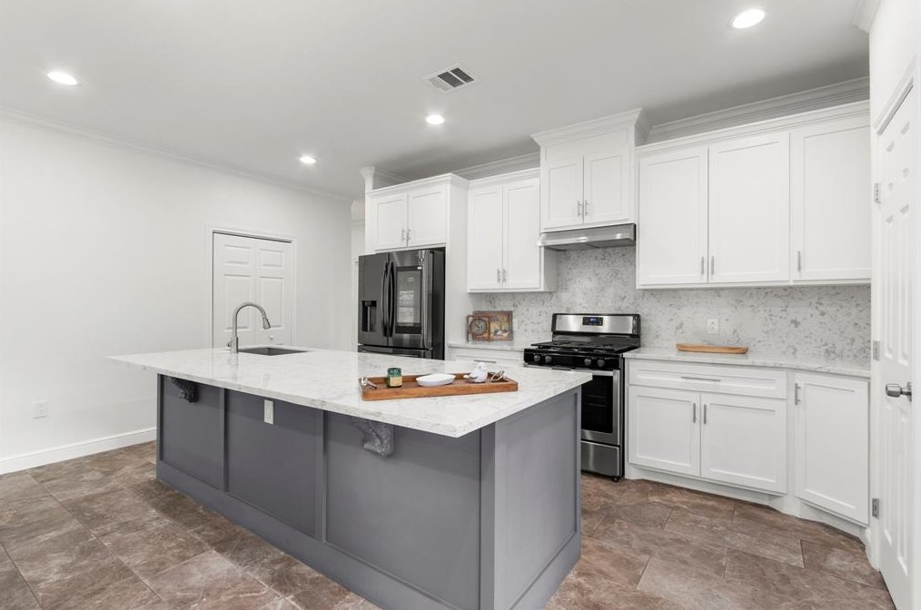 5421 Westbrook Rd, Houston TX  77016-3638 exterior