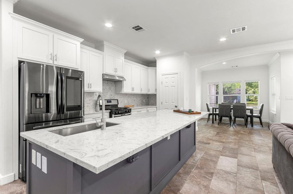 5421 Westbrook Rd, Houston TX  77016-3638 exterior