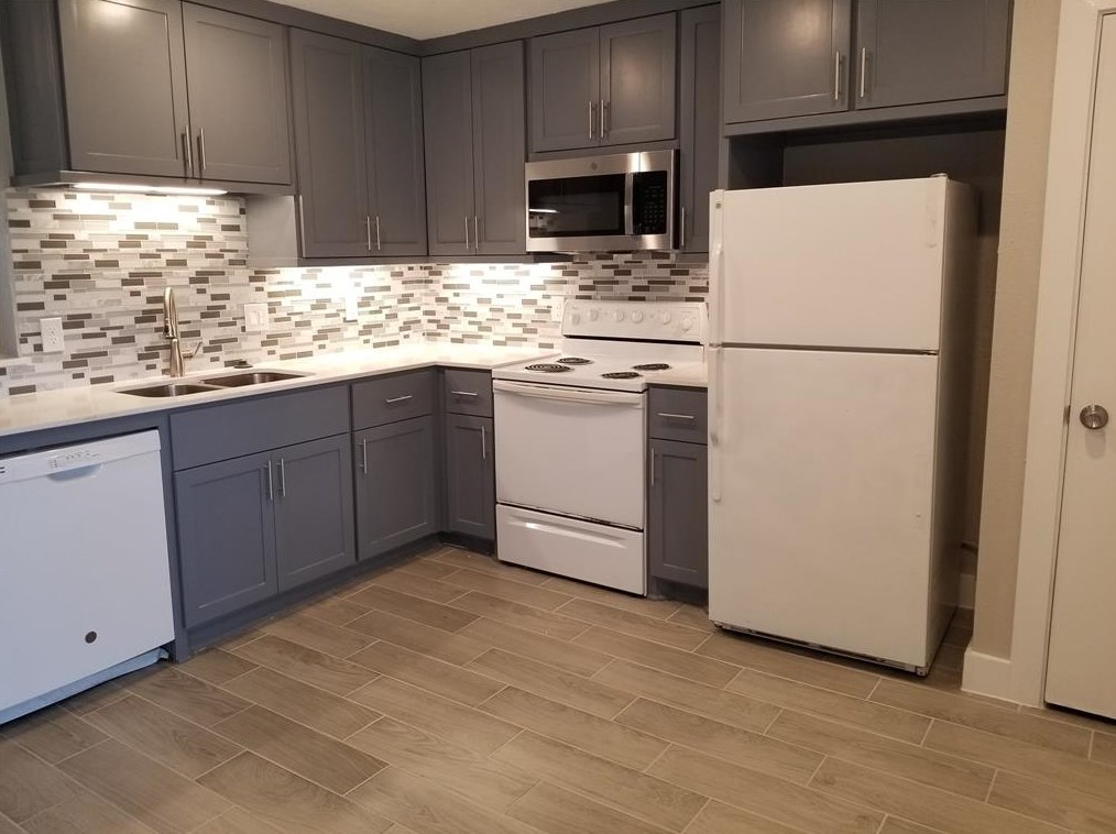 3839 Westmeadow Dr, Houston TX  77082-1231 exterior