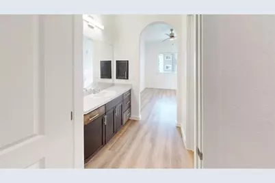 3500 Magic Drive, San Antonio, TX 78229 - Photo 5