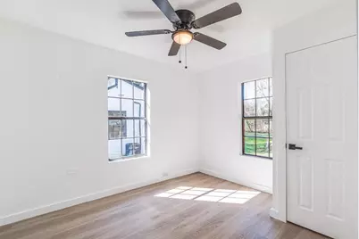 1105 N Valderas Street, Angleton, TX 77515 - Photo 13