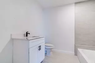 1105 N Valderas St, Angleton, TX 77515 - Photo 11