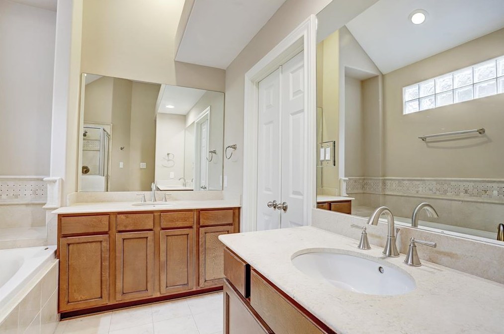 3428 Cline St, Houston TX  77020-6126 exterior