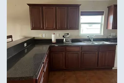 1033 Theresa Street, Houston, TX 77051 - Photo 5