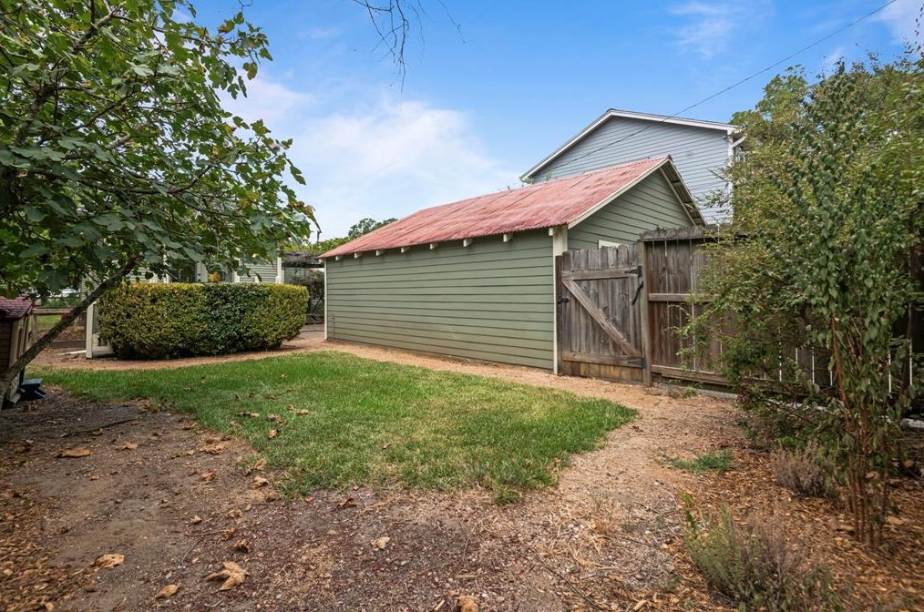 1516 Waverly, Houston TX  77007-1443 exterior