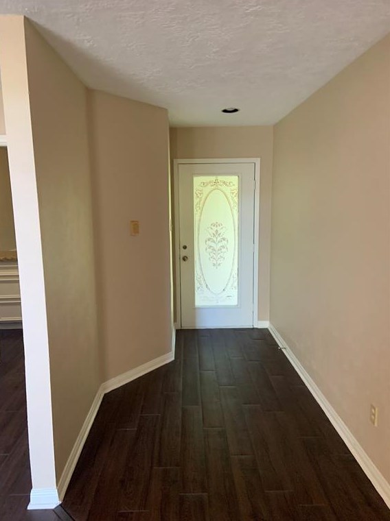 8005 Oakwood Forest Dr, Houston TX  77040-4431 exterior