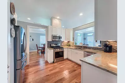 906 Westview, Crystal Beach, TX 77650 - Photo 21