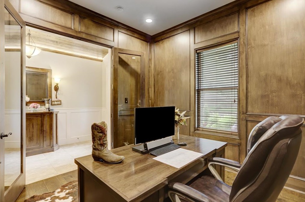 6806 Heron Dr, Houston TX  77087-6620 exterior